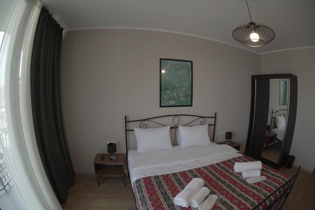 Отель Hotel Flower Тбилиси