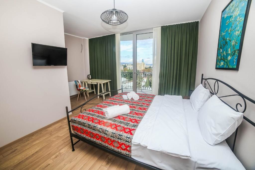 Отель Hotel Flower Тбилиси