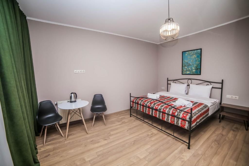 Отель Hotel Flower Тбилиси