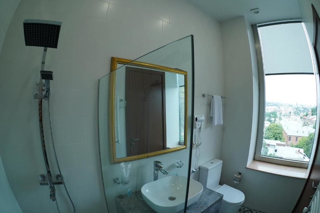 Отель Hotel Flower Тбилиси