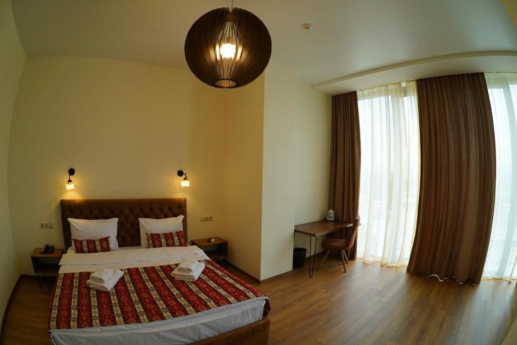 Отель Hotel Flower Тбилиси