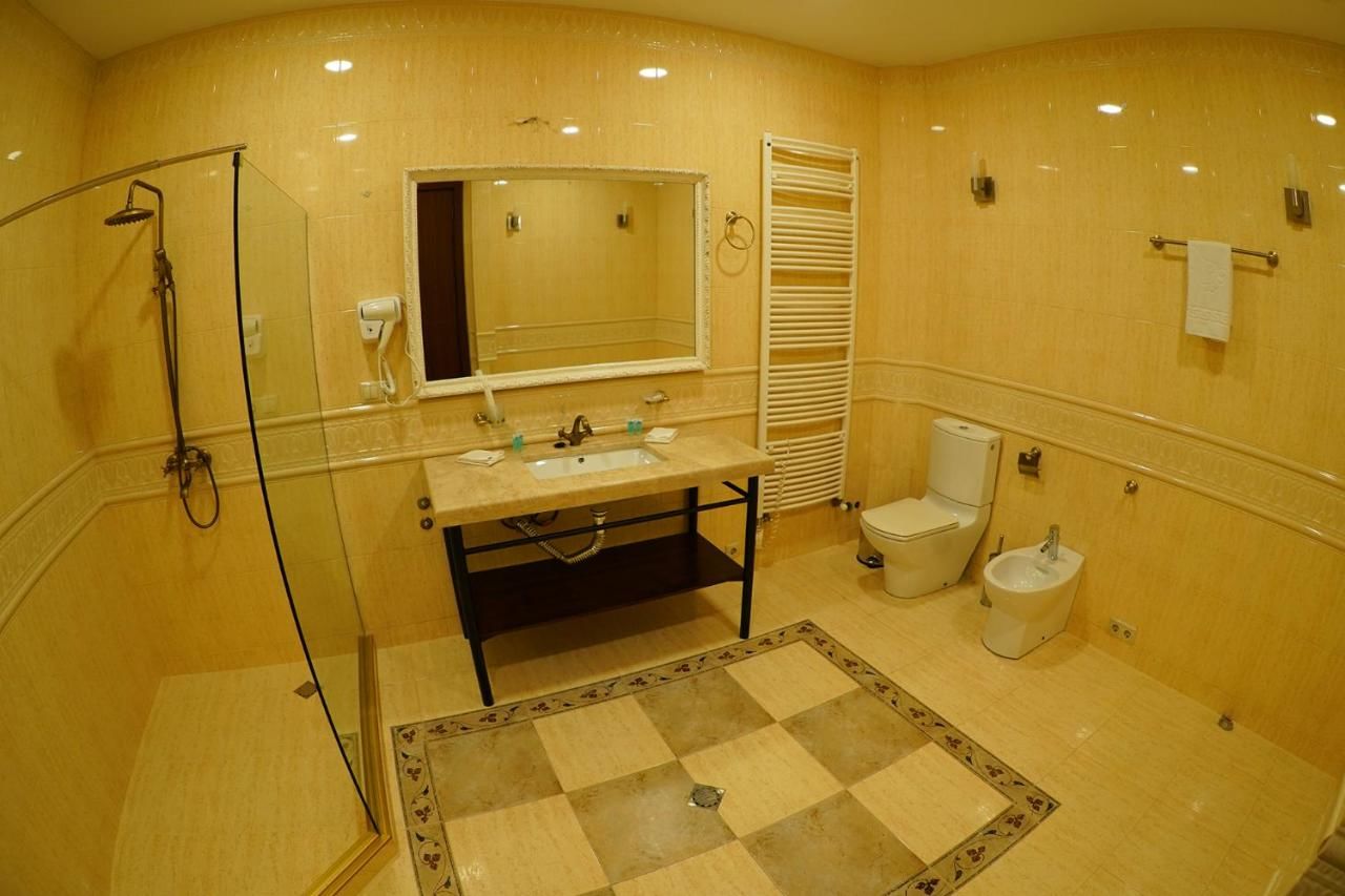 Отель Hotel Flower Тбилиси-28