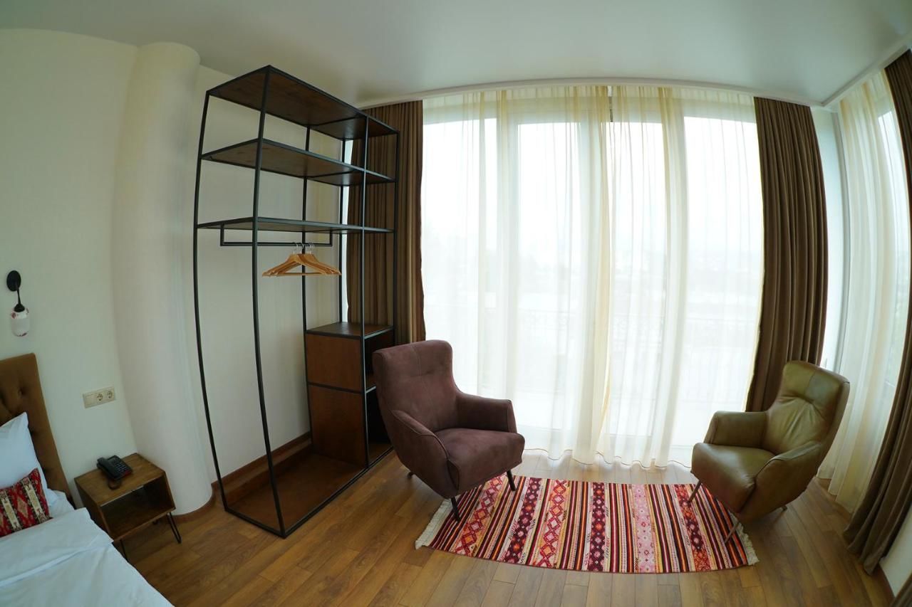 Отель Hotel Flower Тбилиси-37