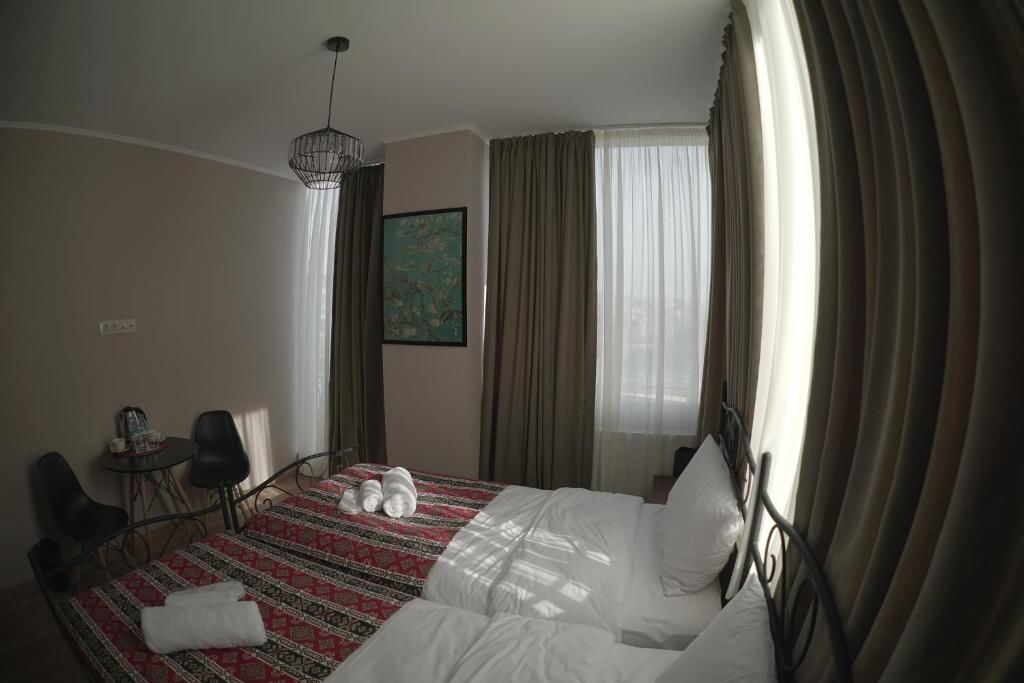 Отель Hotel Flower Тбилиси