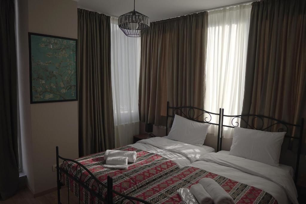 Отель Hotel Flower Тбилиси