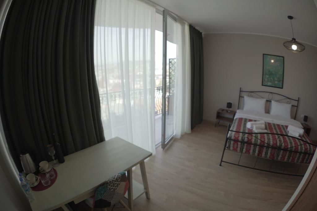 Отель Hotel Flower Тбилиси