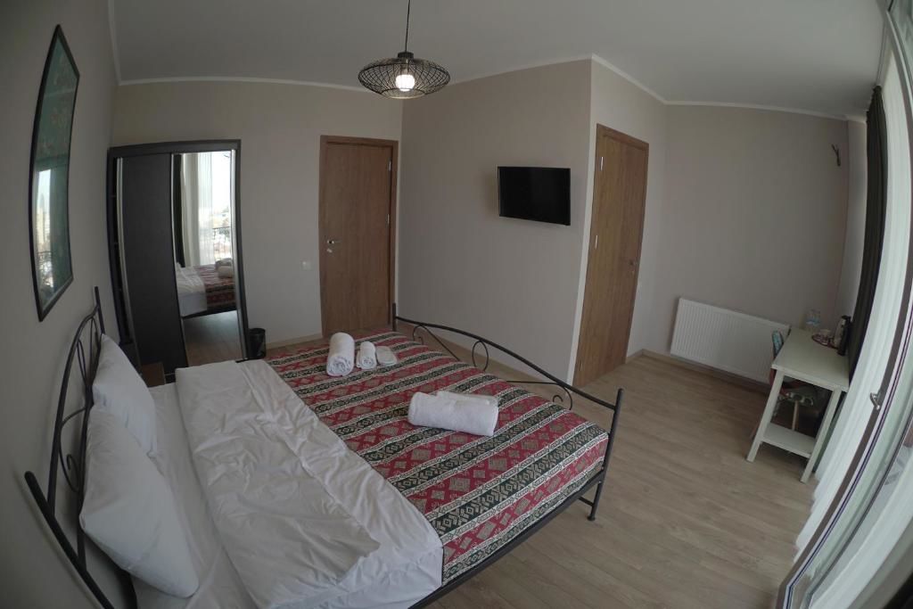 Отель Hotel Flower Тбилиси