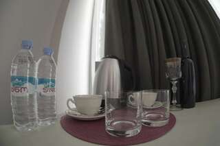 Отель Hotel Flower Тбилиси Двухместный номер Делюкс с 1 кроватью и балконом-11