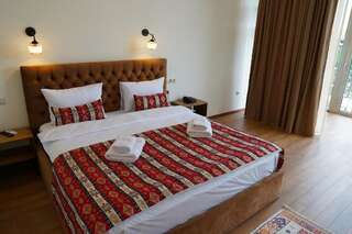 Отель Hotel Flower Тбилиси Полулюкс с балконом-4