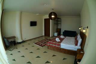 Отель Hotel Flower Тбилиси Полулюкс с балконом-1