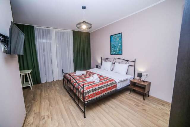 Отель Hotel Flower Тбилиси-92